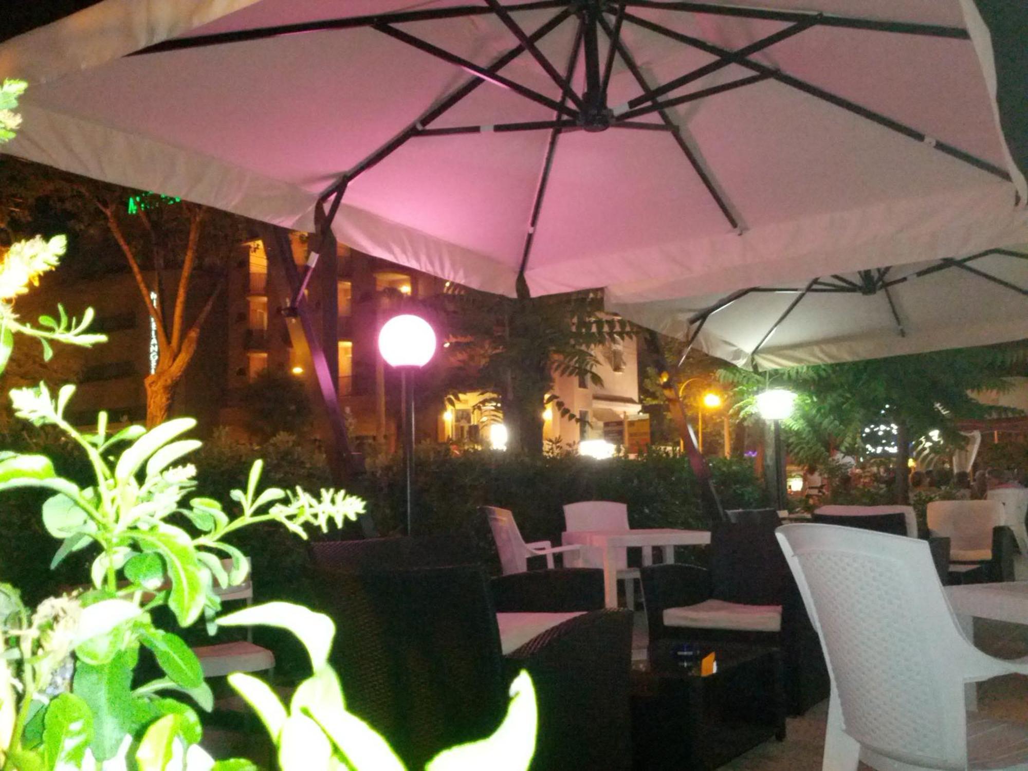 Hotel Le Terrazze Riccione Esterno foto