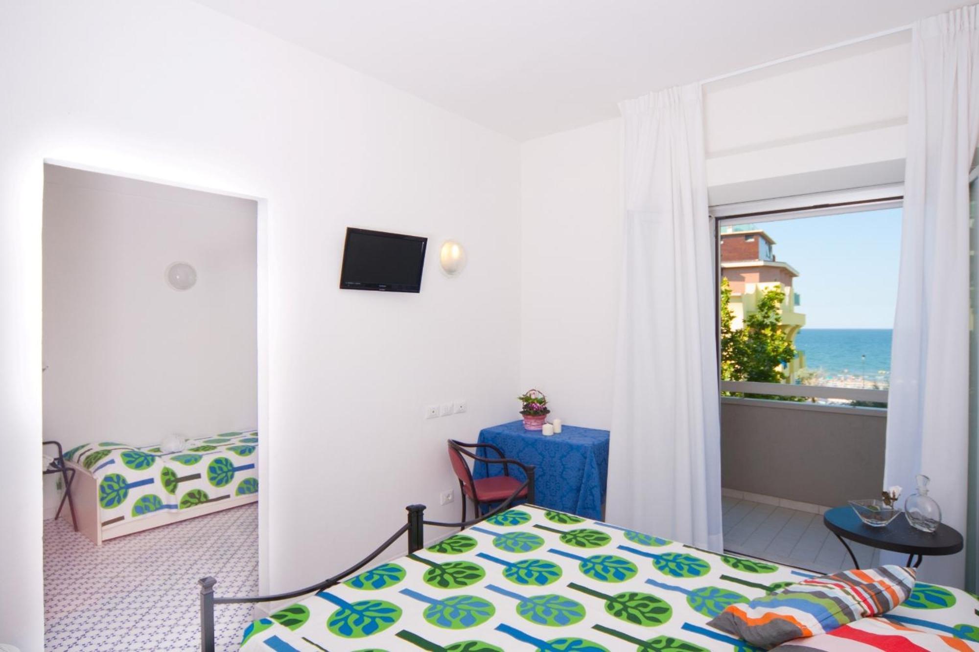 Hotel Le Terrazze Riccione Esterno foto