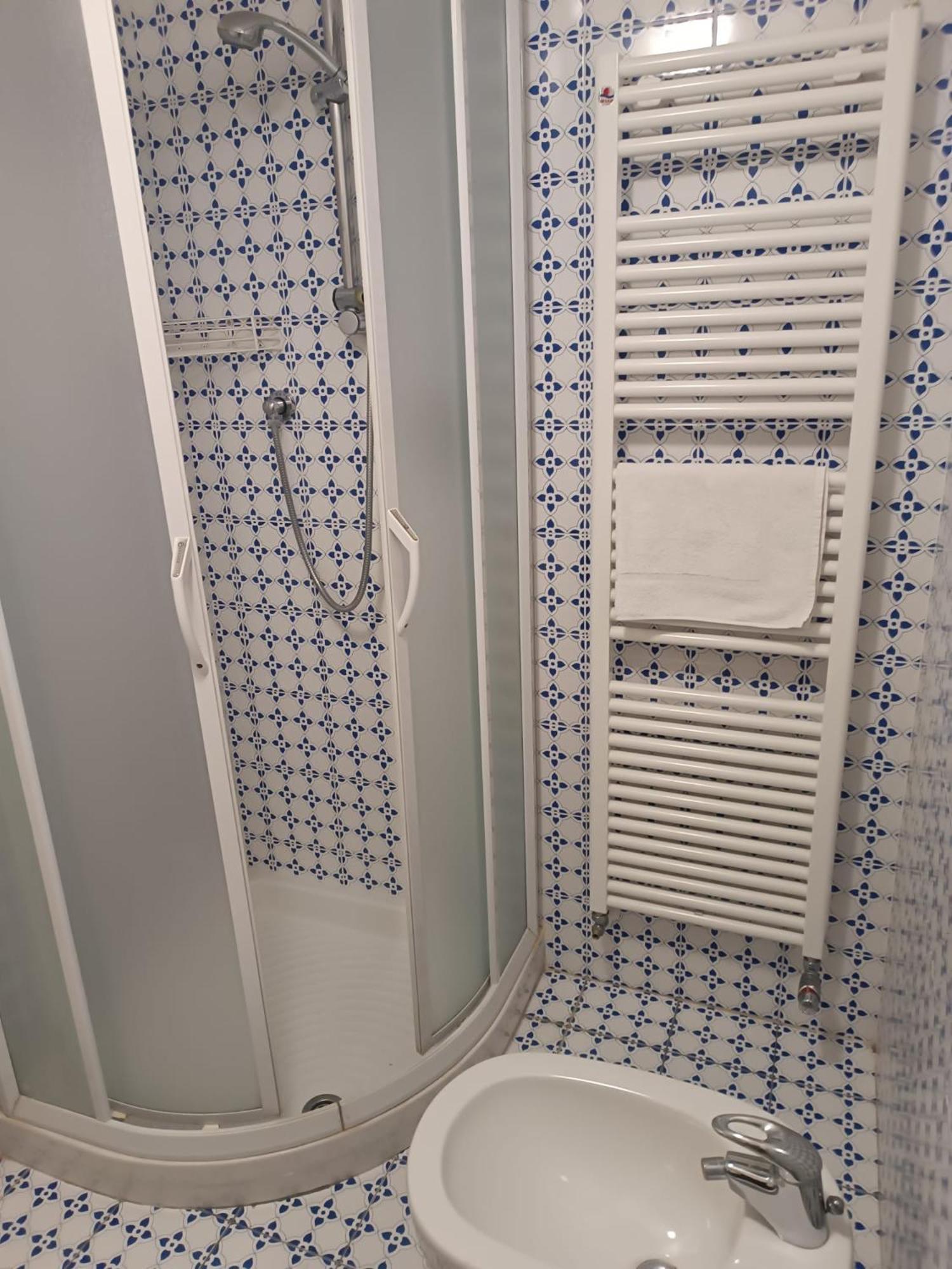 Hotel Le Terrazze Riccione Esterno foto